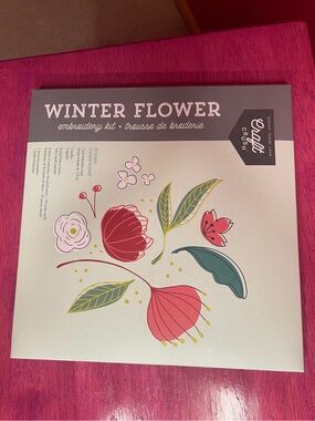 New Winter Flower Embroidery Kit - Floral Pink & Green